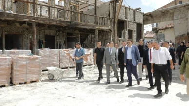 Tarihi Emet Hanı’nda restorasyon çalışmaları devam ediyor