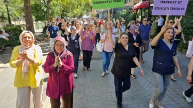 Halk Sağlığı Haftası’nda Eskişehir’de Düzenlenen Yürüyüşe Binlerce Kişi Katıldı
