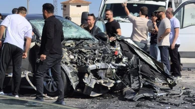 Eskişehir-Ankara yolunda kamyonet ile otomobil çarpıştı: 5 yaralı