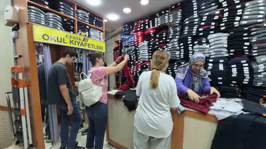Eskişehir'de Okul Kıyafeti Alışverişinde Yoğunluk Başladı