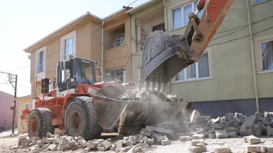 Odunpazarı’nda Üstyapı Atağı: Yollar Baştan Yenileniyor
