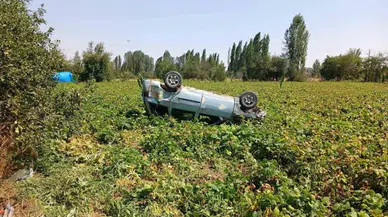 Afyonkarahisar’da Virajı Alamayan Otomobil Devrildi: 1 yaralı