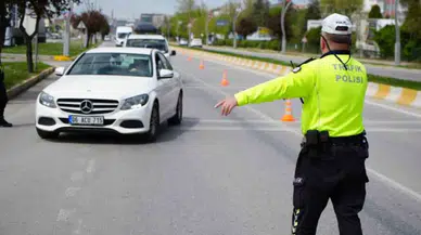 Trafik Ekipleri Sahada: 28 Bin 723 Araç Kontrol Edildi