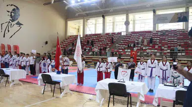 Eskişehir’de 350 Sporcu Taekwondo İçin Buluştu