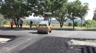 Eskişehir'de O Caddeye Sıcak AsfaltYapıldı