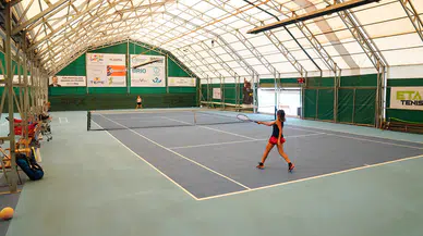 Tepebaşı’nda Geleneksel Kurtuluş Kupası Tenis Turnuvası Başladı