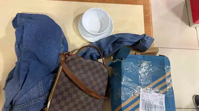 Eskişehir’de Şaşkına Çeviren Kargo: Tabak Yerine Kıyafet Çıktı
