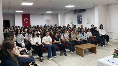 Eskişehir’de yeni yurt öğrencilerine bilgilendirme toplantısı