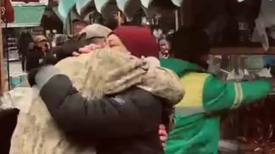 Askerden Dönen Gencin Annesine Verdiği Tekmil Duygulandırdı