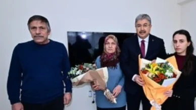 Vali Dr. Erdinç Yılmaz’ın İlk Ziyareti Şehit Ailesine Oldu
