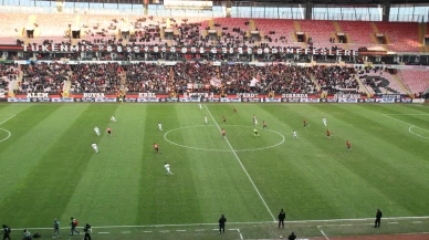 Eskişehirspor–İzmir Çoruhlu FK Maçı Başladı: İşte İlk 11’ler