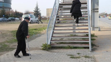 Çevre Yolu Mahalleliyi Ayırdı: Yaşlı Ve Engelliler Geçemiyor