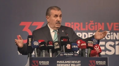 BBP Genel Başkanı Destici: "O saç örgüsü Bozkurt’un yelesidir, çakalın, sırtlanın oyuncağı olamaz"