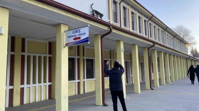 Eskişehir’in Ünlü Kedisi Bir Kez Daha Rol Yaptı