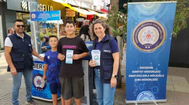 Polis’ten Dijital Güvenlik Hamlesi: 74 Etkinlikte 65 Bin Vatandaş Bilgilendirildi