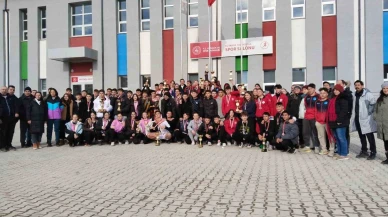 Pazarlar Spor Lisesi’nden Rekor Başarı: Yolun Yarısında 50 Madalya