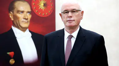 Kazım Kurt: “Yaşasın Cumhuriyet, Yaşasın Demokrasi!”
