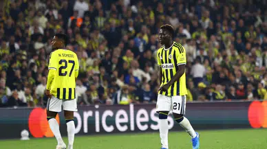 Fenerbahçe, Slavia Prag Karşısında 2-2 Berabere Kaldı
