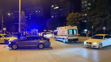 Eskişehir’de Kavşakta Çarpışan Otomobil Yan Yattı