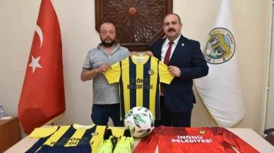 İnönü Belediyesi amatör spor kulüplerine desteğe devam ediyor