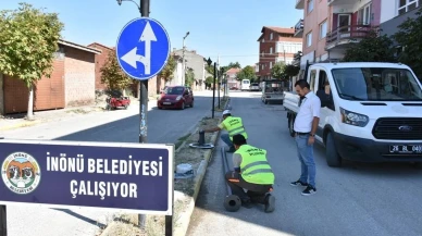 İnönü'de Cadde ve Sokaklar Aydınlatma Çalışmalarıyla Işıldıyor