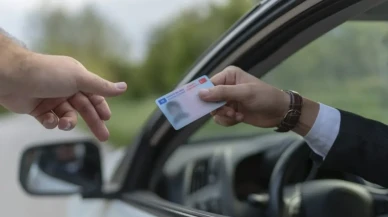 Ehliyetinizi Yenilemezseniz Binlerce Liranızdan Olabilirsiniz