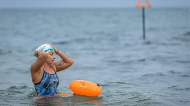 Bengisu Avcı, Okyanus Yedilisi Etaplarından Molakai’yi Yüzerek Geçen İlk Türk Kadın Sporcu Oldu