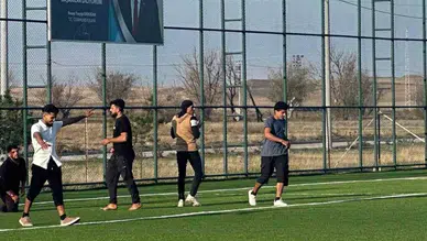 Mahmudiye’de Tarım İşçileri Stresini Sporla Atıyor