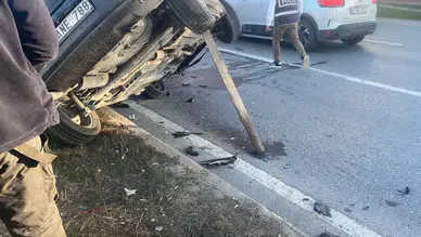 Eskişehir Çevreyolunda Takla Atan Araçta Sürücü Sıkıştı
