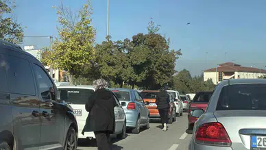 KPSS Adayları Dakikalarla Yarıştı: Sınava Koşarak Yetiştiler