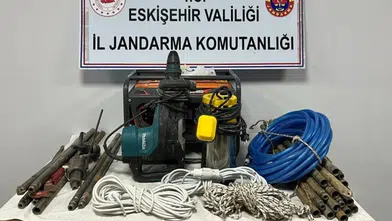 Eskişehir’de Kaçak Kazı Yapan 5 Şüpheli Suçüstü Yakalandı