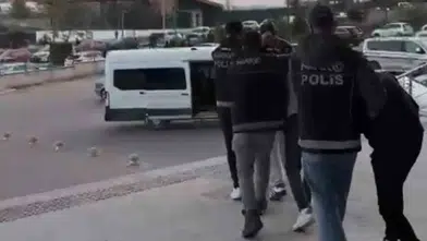 Kırıkkale'de narkotik operasyonu: İki araçta binlerce hap ele geçirildi