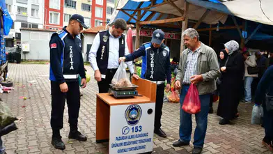 Terme'de pazar yerlerinde zabıta denetimi: Tartılar kontrol altında