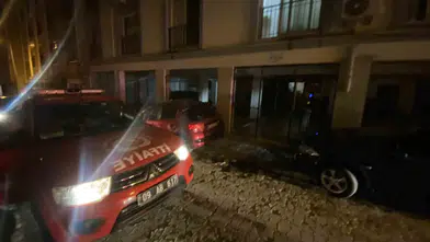 Efeler'de mutfakta başlayan yangın paniğe yol açtı