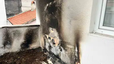 Bilecik'te unutulan düdüklü tencere balkonu alevler içinde bıraktı