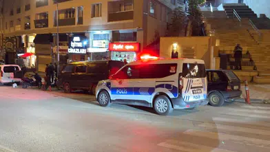 Bilecik'te kıskançlık krizi kanlı bitti: Kız arkadaşına sarılan genci bıçakladı
