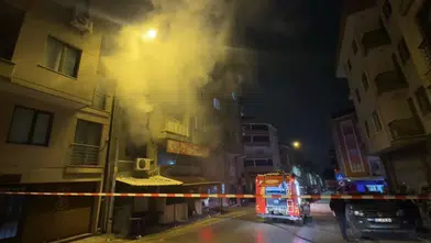 Nilüfer'de gece yarısı kıraathane yangını: Ekipler alevleri büyümeden durdurdu