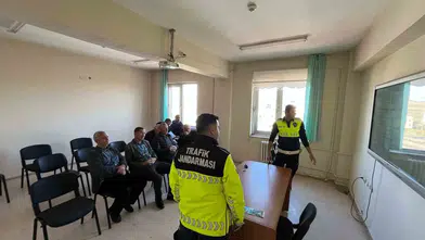 Akyaka'da servis şoförlerine yeni dönem öncesi trafik seferberliği