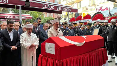 Ankara'da görev başında şehit düşen polis memuru Ahmet Türkoğlu son yolculuğuna uğurlandı