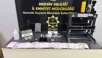 Mersin'de torbacılara darbe: 3 şüpheli tutuklandı, 77 bin TL ve altın ele geçirildi