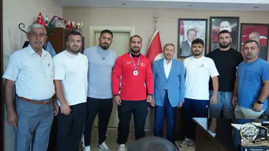 Darende Er Meydanı’nda Feyzullah Aktürk Rüzgarı: Başkan Bozkurt’tan Tebrik Mesajı