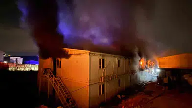İskenderun'daki şantiye yangını geceyi kabusa çevirdi: 5 yaralı