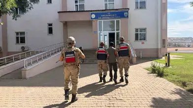 Bingöl jandarmasından geniş çaplı operasyon: 22 olayda çok sayıda suç unsuru ele geçirildi