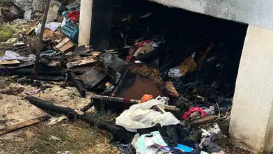 Kovancılar'da balkon altındaki odun yığını alevlere teslim oldu