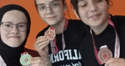 Melike Nesibe Yerli, Kütahya Masa Tenisi Turnuvası’nda İl Birincisi Oldu