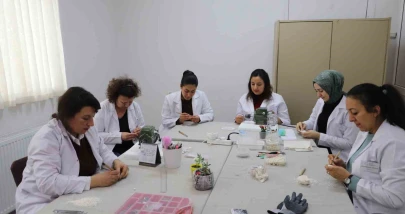 Lületaşı Kadın Eliyle Sanata Dönüşüyor