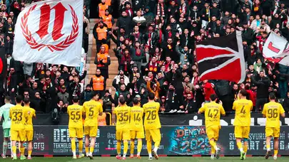 Eskişehirspor'da Mali Kriz Kapıda: Eski Başkan Koltuk Sevdasını Bırakın Dedi!