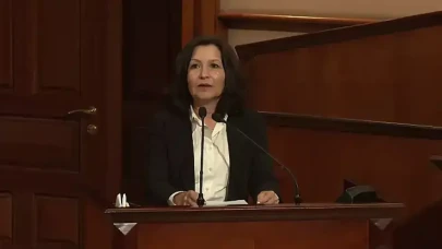 Şule Özsoy Boyunsuz Kimdir? Eğitim Hayatı ve Akademik Kariyeri