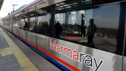 SON DAKİKA! Marmaray seferleri durdu mu? Marmaray Üsküdar intiharı!