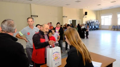 Büyükşehir’den Kırsaldaki Öğrencilere Kırtasiye Desteği